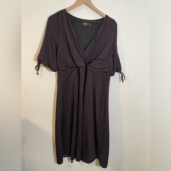 IGIGI Polka Dot Dress Size 18/20 Pink & Black Short Sleeves V-Neck Knee Length - Picture 2 of 9